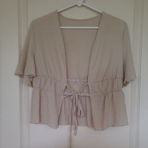 SHEIN Women's Beige Tie-Front Top Size M
